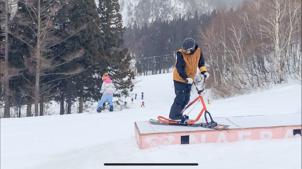 札幌雪まつり 白い恋人パークエアーに初のスノースクートライダーとして出場予定です Magazine Snowscoot スノースクート Official ジック ジャパン株式会社