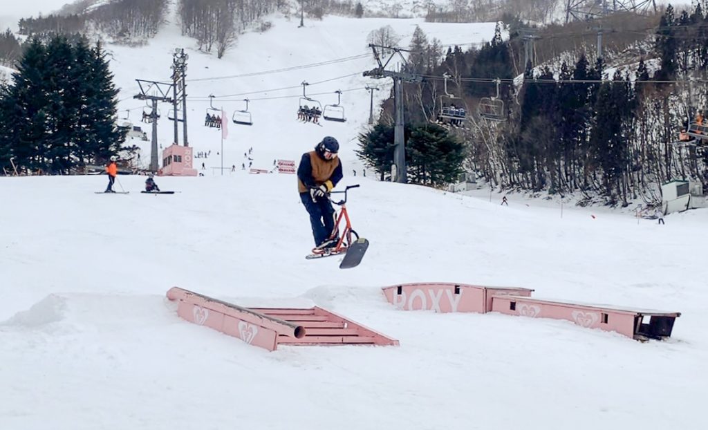 札幌雪まつり 白い恋人パークエアーに初のスノースクートライダーとして出場予定です Magazine Snowscoot スノースクート Official ジック ジャパン株式会社