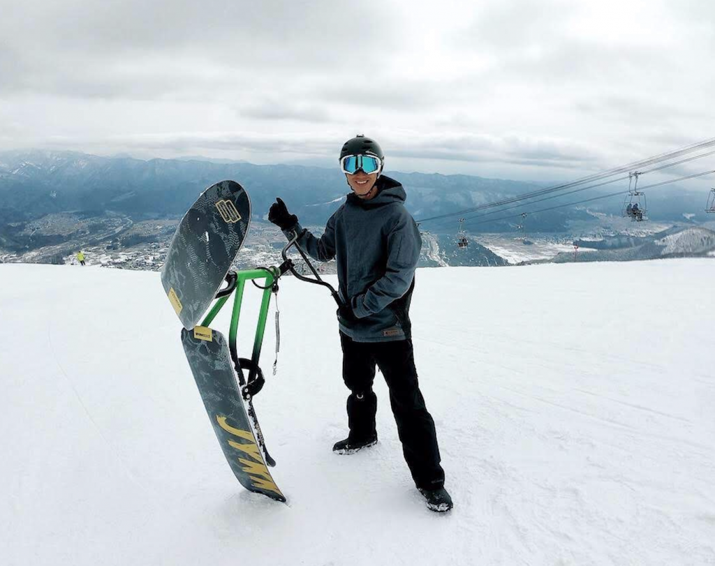 MTBライダー西窪 友海がスノースクートに乗ったら？ - MAGAZINE