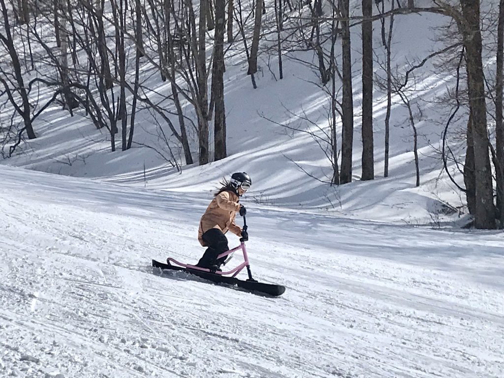 面で捉える Jibだけじゃない ジャンプも地形遊びもターンもレースもカービングも 全ては 面 が大事という話 Magazine Snowscoot スノースクート Official ジック ジャパン株式会社