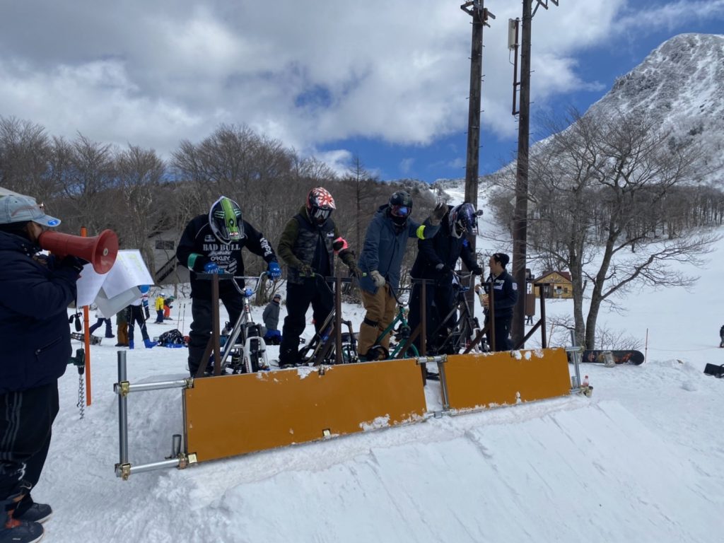 クロスレース山形蔵王CUP スノースクートクラスの結果と写真をお届け