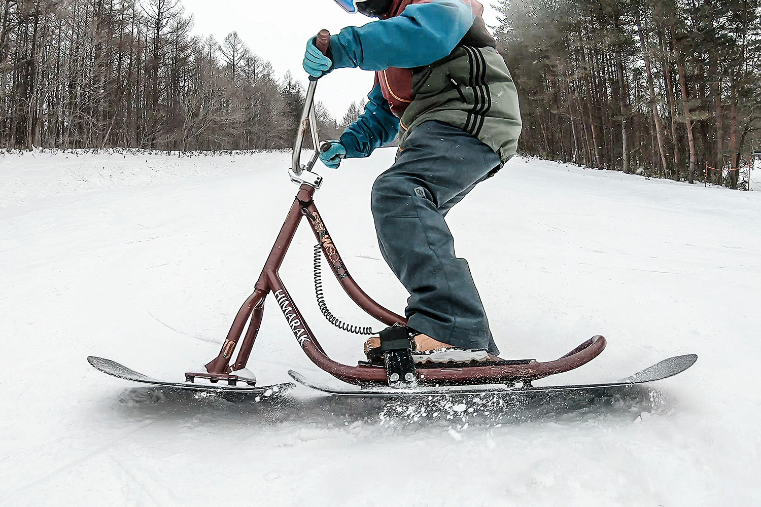 Jykk How To Snowscoot 2 初心者向けスノースクートの滑り方 Jykk公式how To ムービー Magazine Snowscoot スノースクート Official ジック ジャパン株式会社